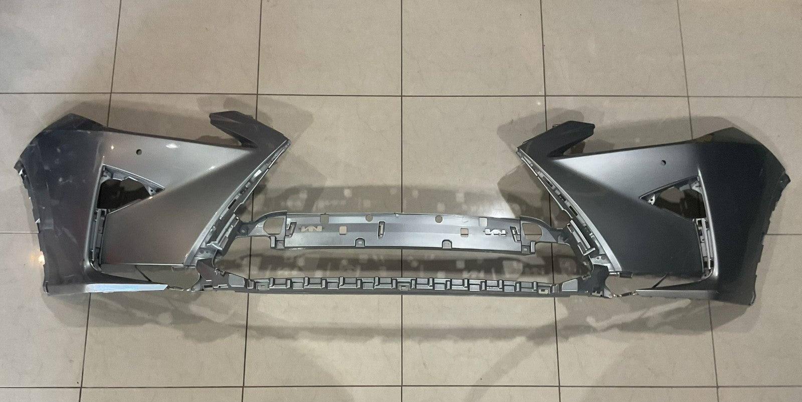 Front Bumper Cover Silver Lexus RX350 RX450H Base 2016-2018 52119+0e270 OEM