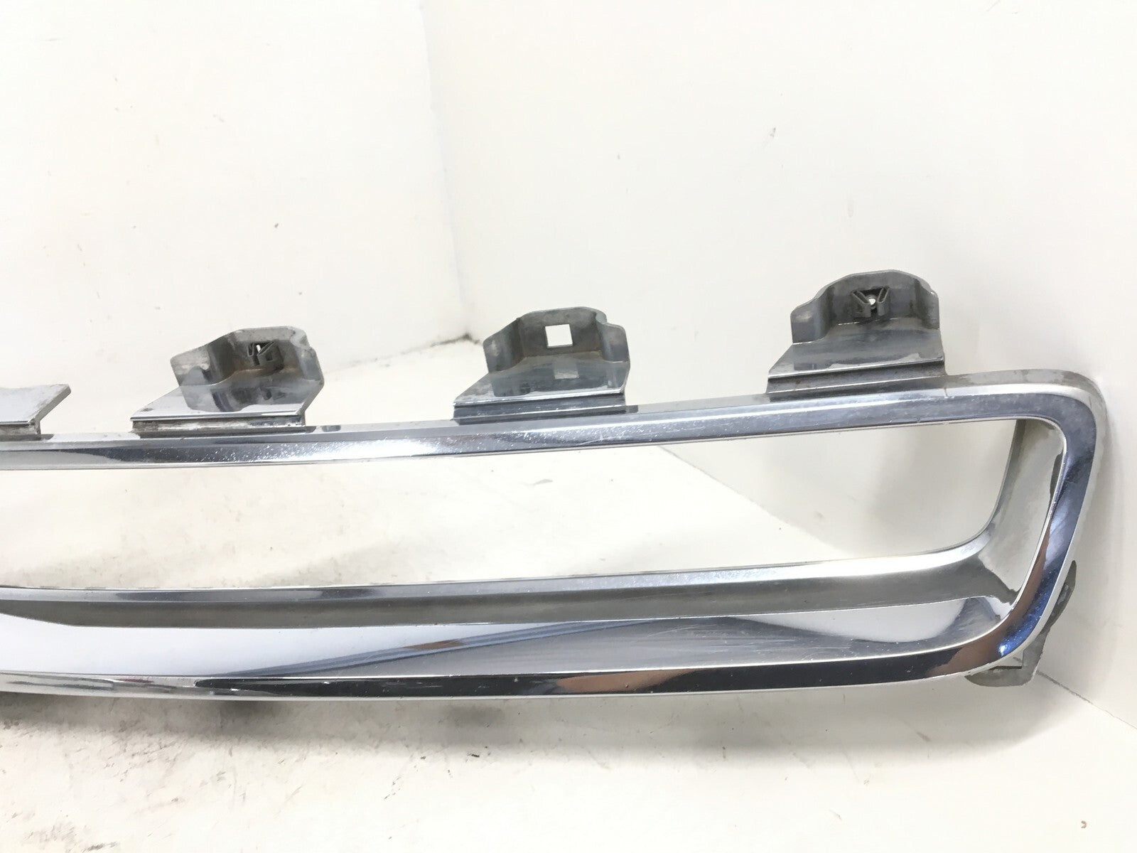 Grille Grill Chevrolet Malibu 2008 2009 2010 2011 2012 15823701 OEM