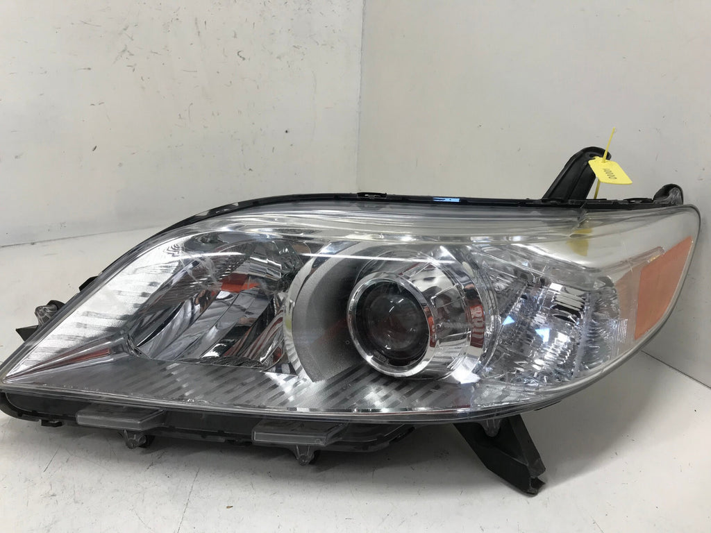 Halogen Headlight Damaged lamp Driver LH Toyota Sienna 11-20 81150-08030 OEM2