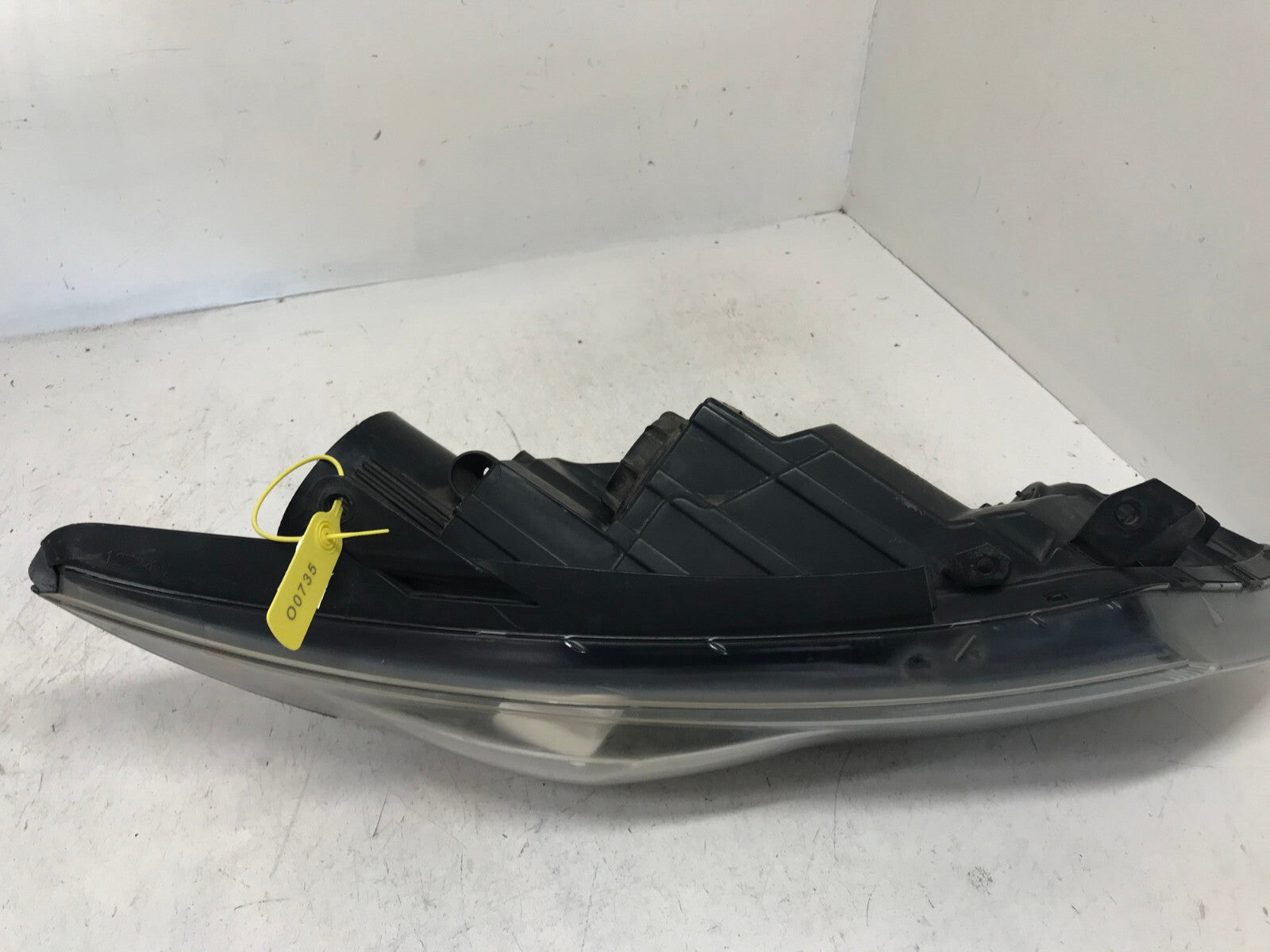 Headlight Damaged Passenger Right RH Kia Optima 2011 2012 2013 323-1135R-AS2 OEM