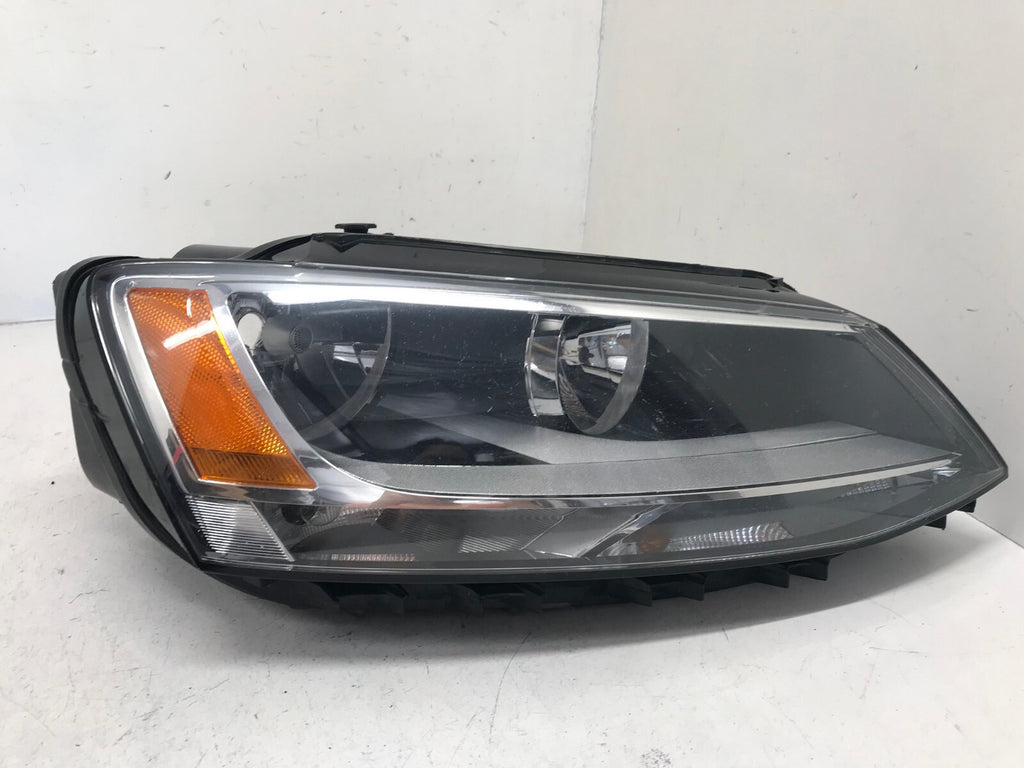 Headlight Damaged Passenger RH Volkswagen Jetta Sedan 2011-2014 5C7941006 OEM