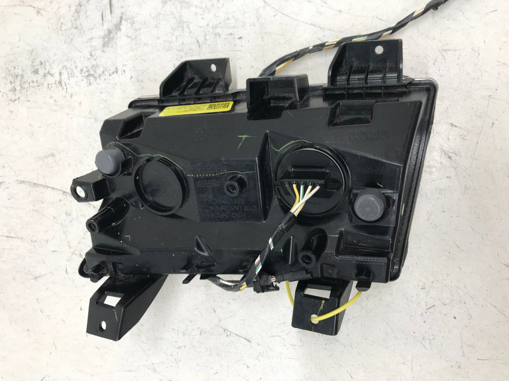 Fog light Damaged Signal light RH 19-22 Chevrolet Malibu LED DRL 84575552 OEM