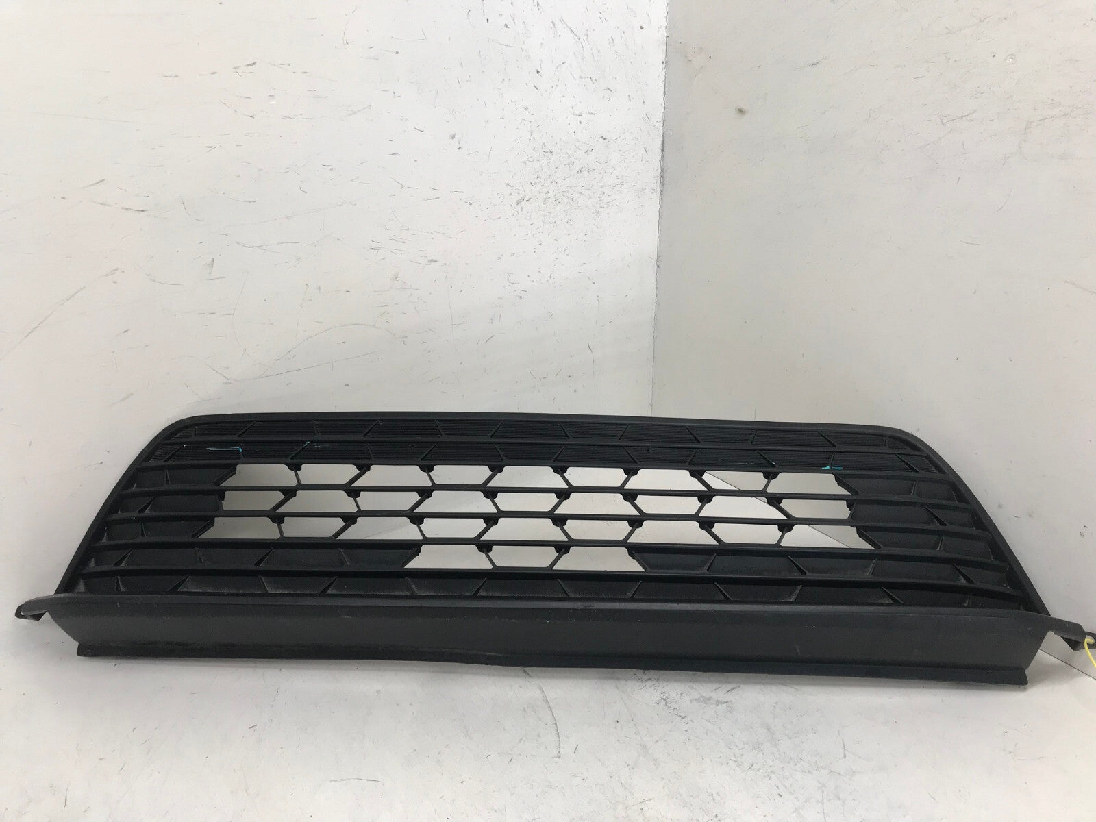 Grille Grill 2022-2023 Honda Civic 71151-T21-000 OEM