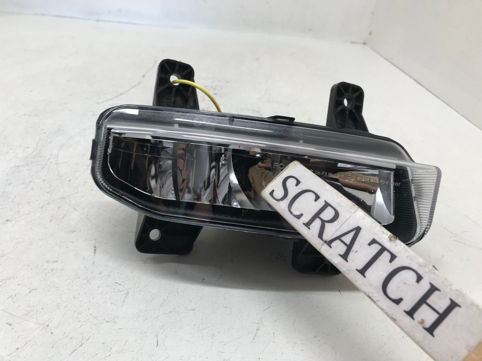 Fog light Damaged RH Right Dodge Ram 1500 2500 3500 19 20 21 2022 68477196AA OEM