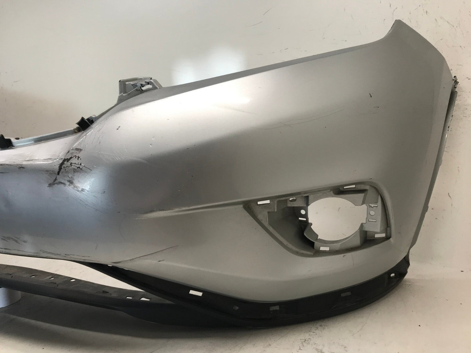 Front Bumper Cover SILVER Nissan Murano S/SL/SV/Platinum 15-2018 62022-5AA0H OEM