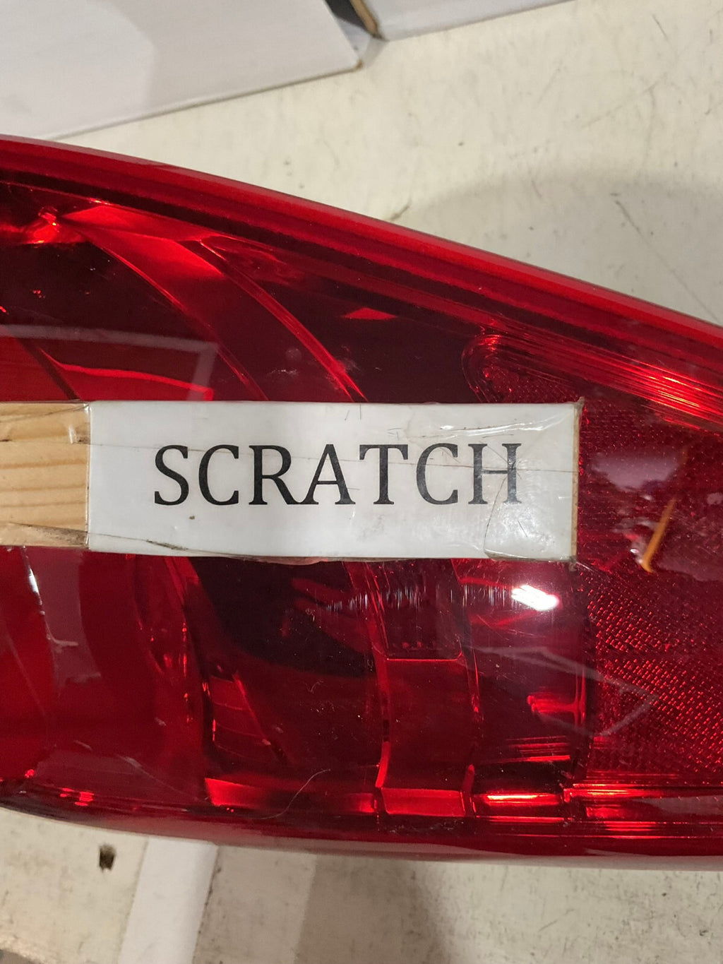 Tail light Damaged Right Passenger RH 11 - 14 Hyundai Sonata 92401-3Q OEM
