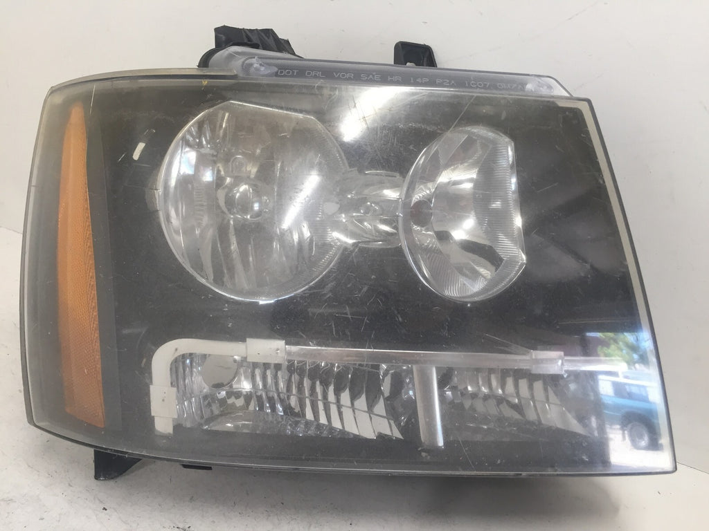 Headlight Damaged Lamp Right RH Chevy Suburban 1500 Avalanche Tahoe 07-2014 OEM
