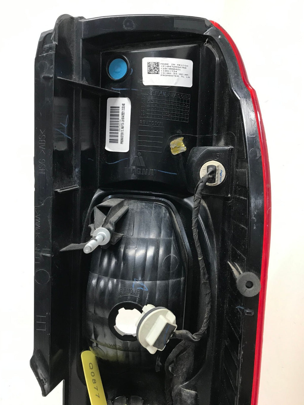 Tail light Damaged LH Driver 14-2022 Ram Promaster 1500 2500 3500 04725947AD OEM