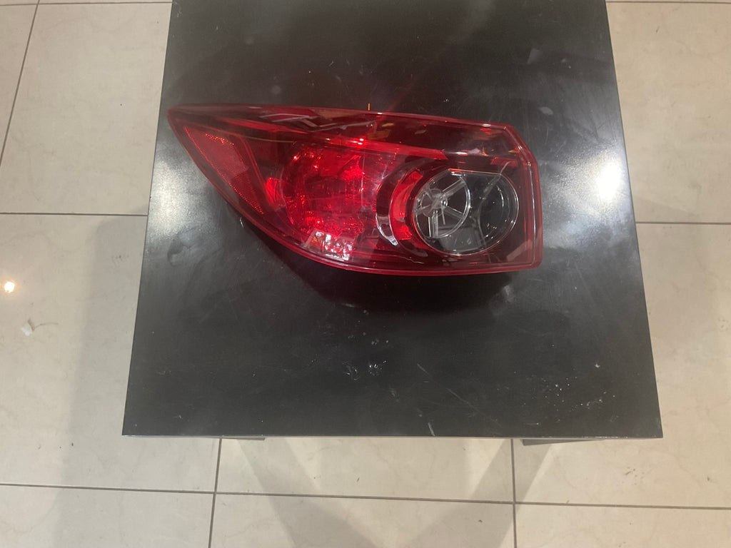 Tail Light Left Driver LH 2014-16 Mazda 3 220+41983 OEM