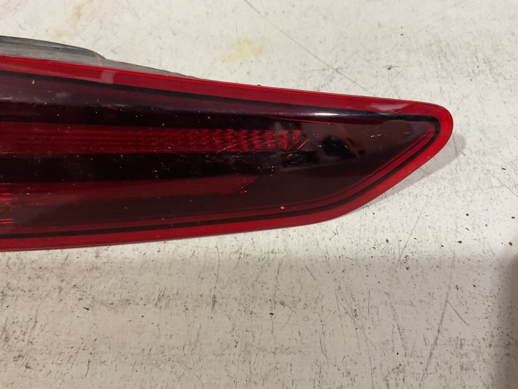 Tail light Damaged Left Driver LH 14-16 Nissan Rogue 08-315-1984L-F OEM