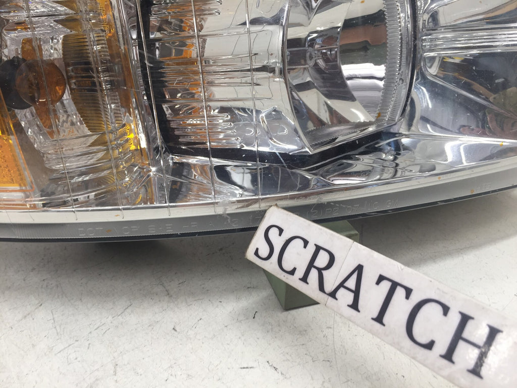 Headlight Damaged Headlamp Passenger RH Chevy Silverado Pickup Truck 07-14 OEM