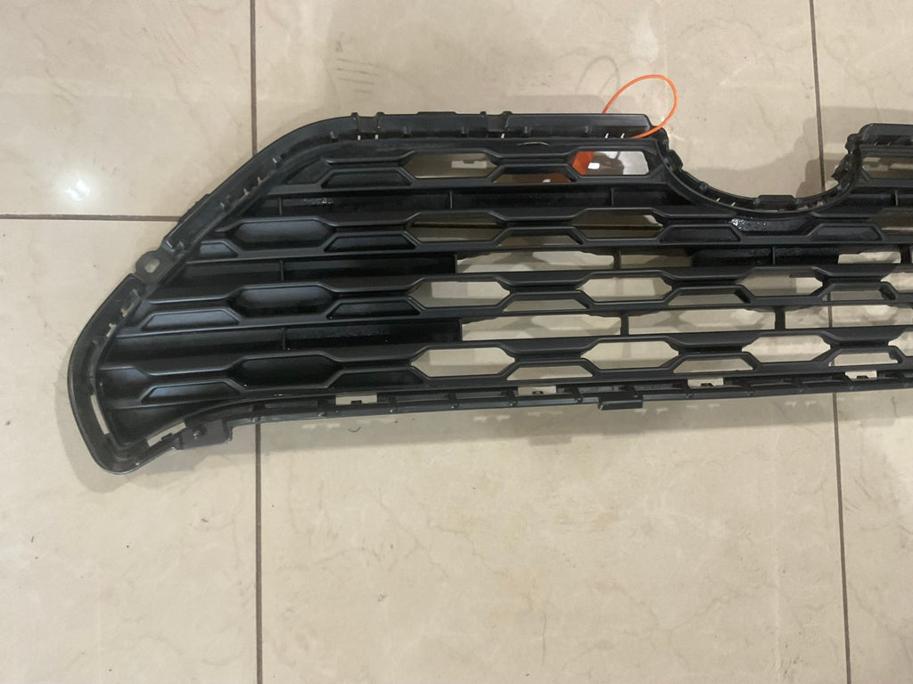 Grill Grille 2019-2021 Toyota Rav4 53112+42170 OEM