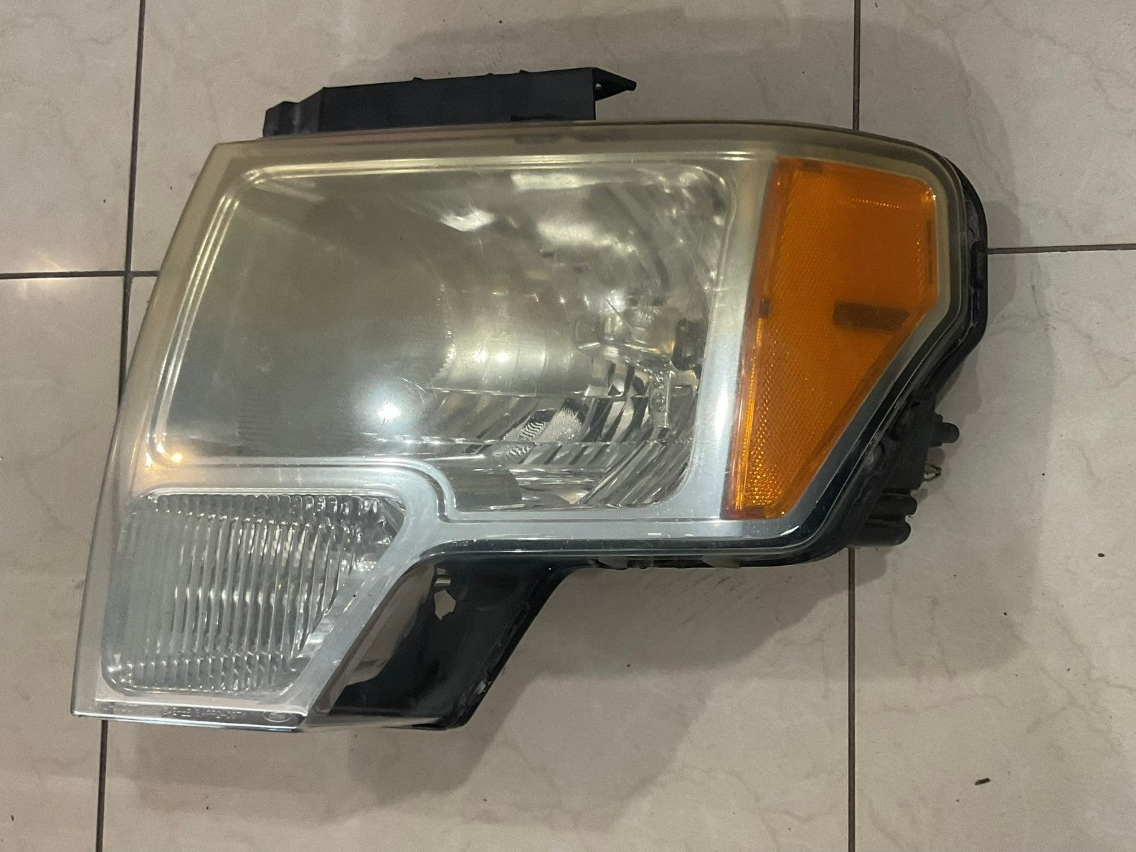 Headlight Left Driver LH 2009 10 2011 2012 2013 2014 Ford F-150 F150 Pickup CAPA