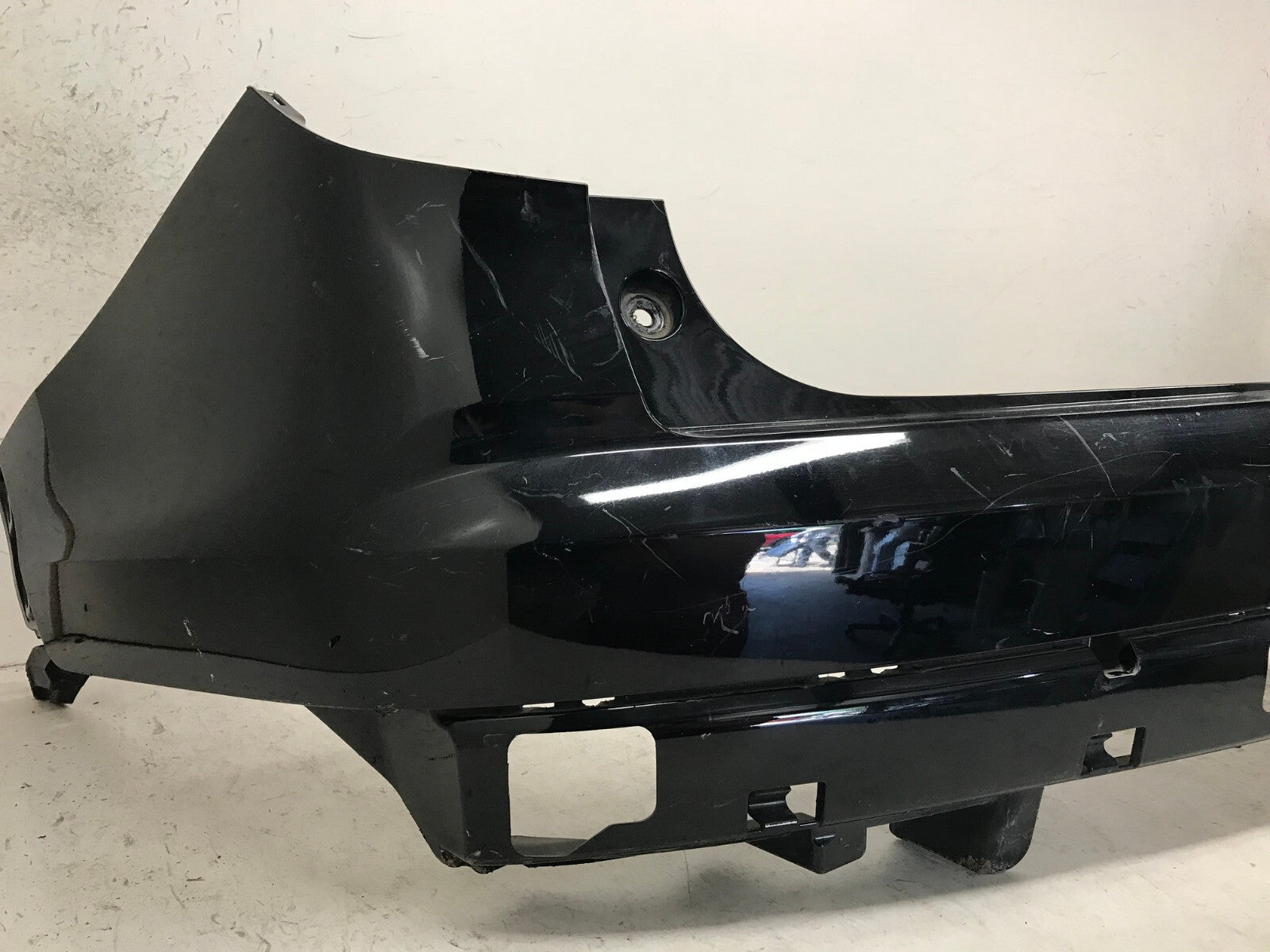 Rear Upper Bumper Cover Black 16-2018 Honda Pilot LX/EX/EX-L 71501-TG7-A000 OEM