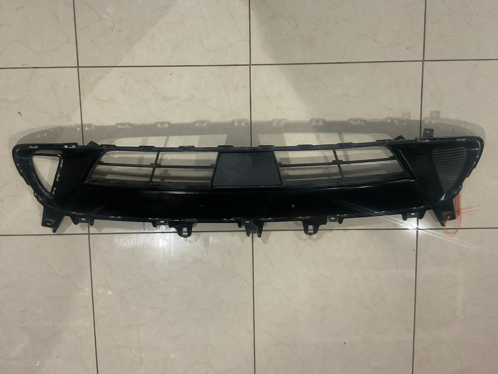 Grill Grille Black 2016-2018 Kia Sorento 86561+c6510 OEM