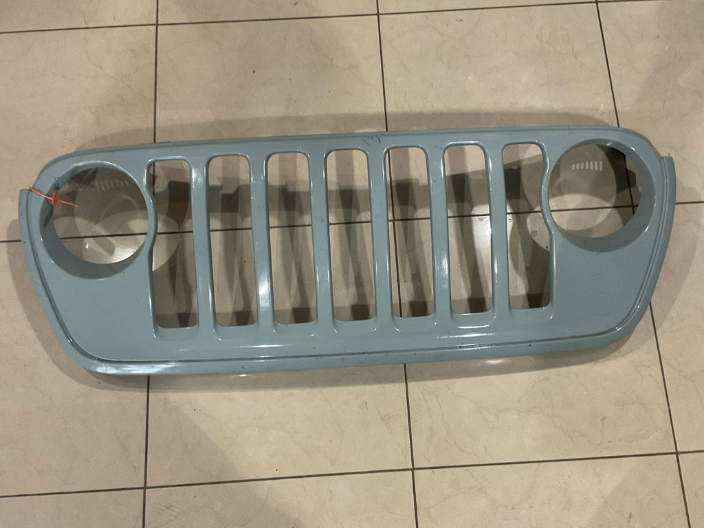 Grill Grille Grey 18-23 Wrangler JL Gladiator 68342087aa OEM