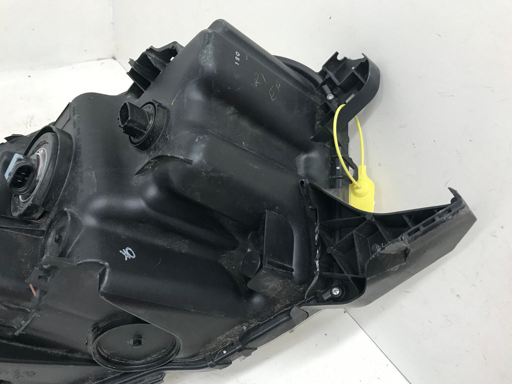 Headlight Damaged Left Driver LH Toyota Tacoma 2016-2018 8115004250 OEM