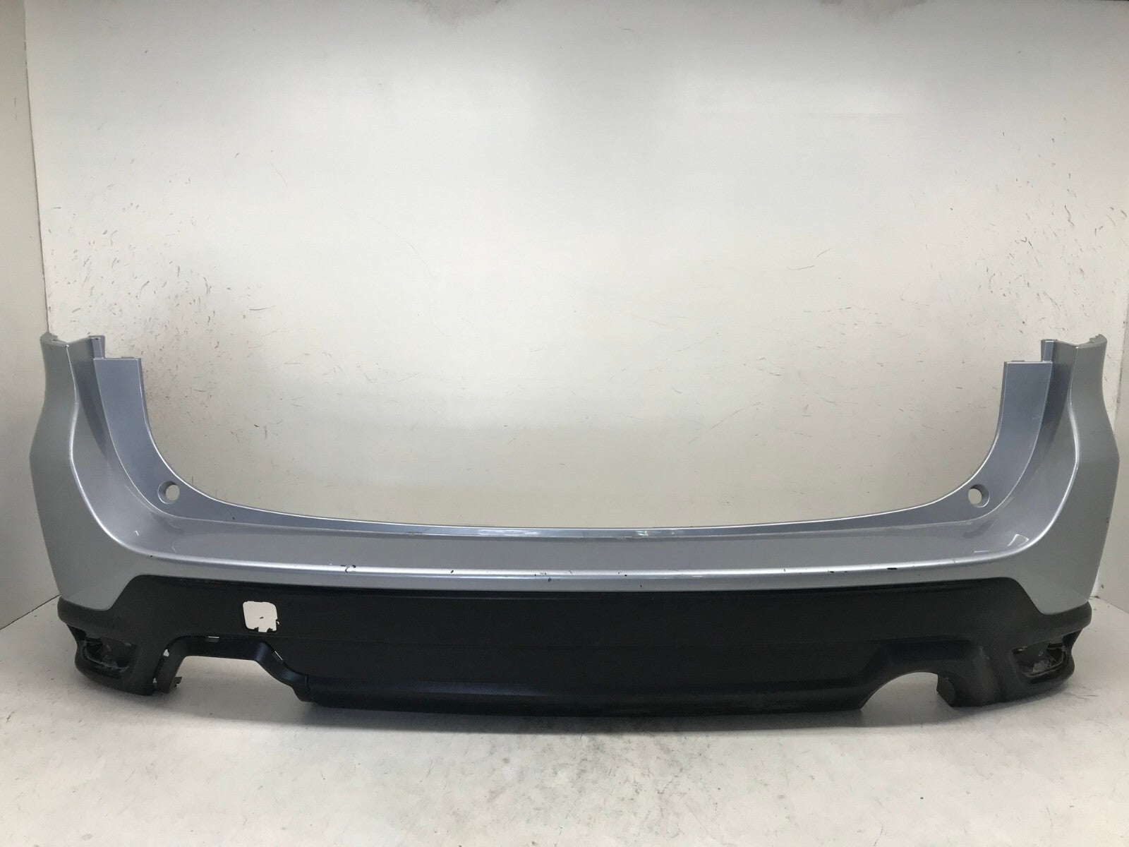Rear Bumper Cover Subaru Forester Base/Lited/Prem Silver 19-2020 57704SJ301 OEM