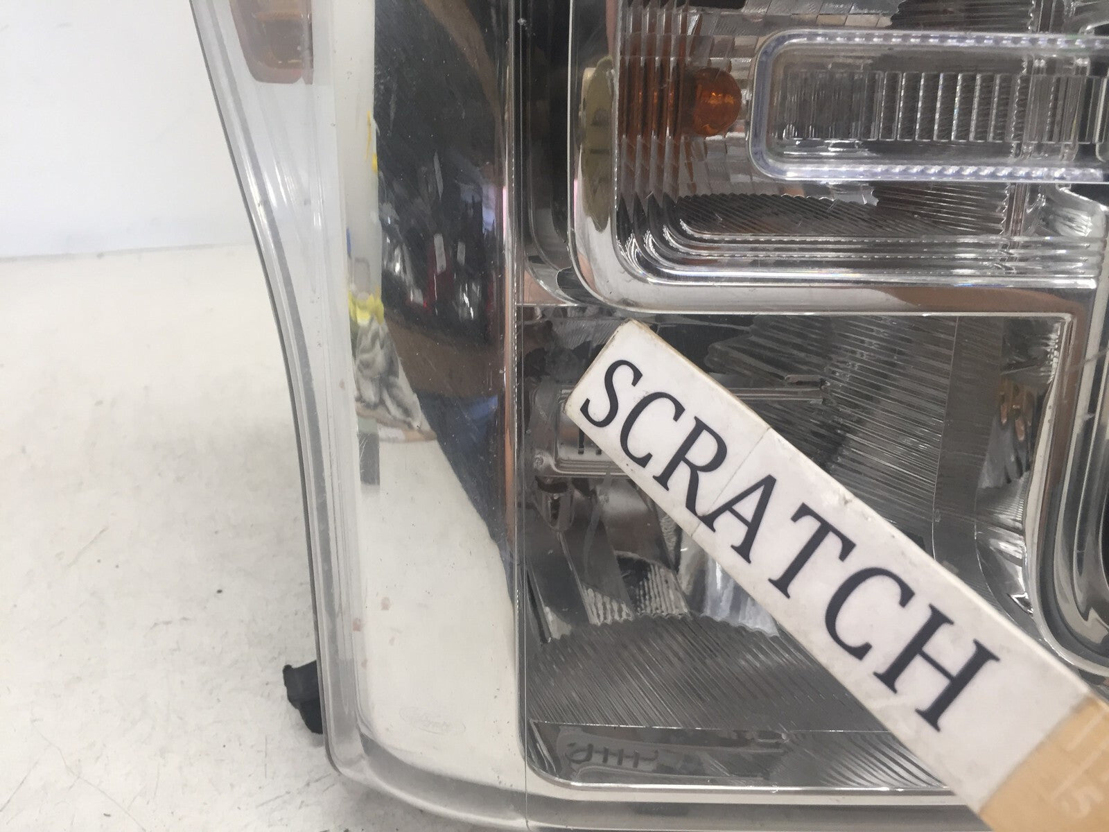 Headlight Damaged Passenger RH Ford F 250 F 350 2017 2018 2019 JC3B-13005-AC OEM