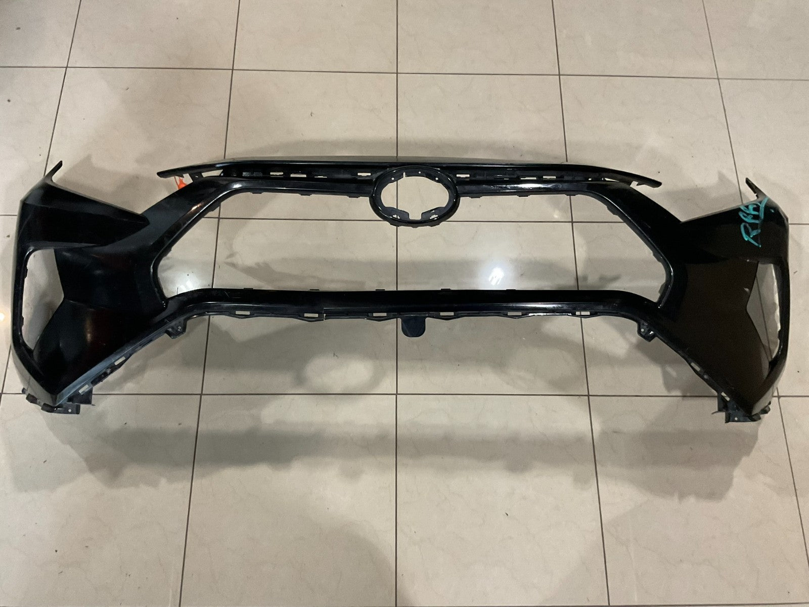 Front Bumper Cover Black Toyota RAV4 2019-2021 52119+0r200 OEM