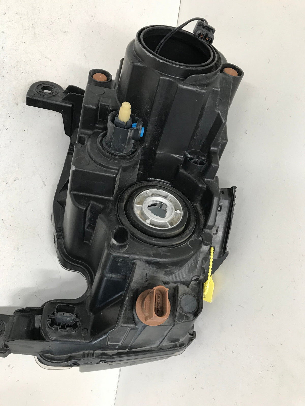Headlight Damaged Left LH Driver Jeep Grand Cherokee 17-22 68289235AD OEM