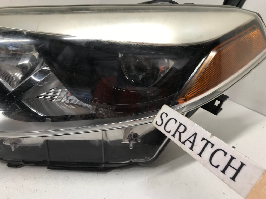 Halogen Headlight Damaged Driver LH Toyota Corolla 2014 - 2016 81150-02E60 OEM