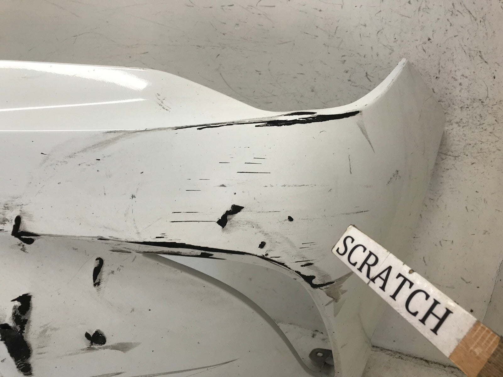 Front Bumper Cover White 15-17 Toyota Camry LE/XLE/SE/XSE/Hybrid 52119-06A50 OEM