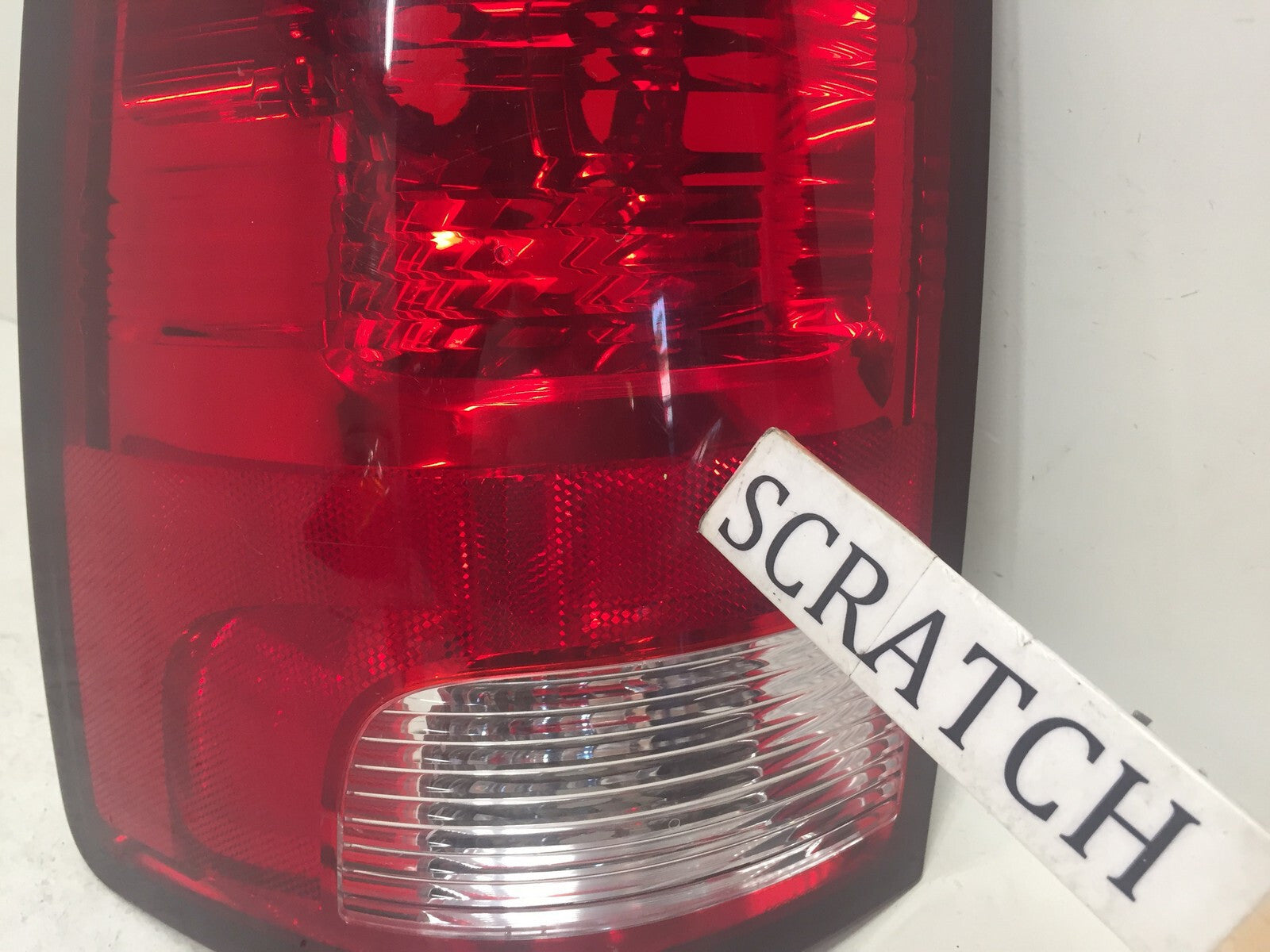 Tail light Damaged Lamp Driver Side Left LH Dodge Ram 2009-2015 55277415AC OEM