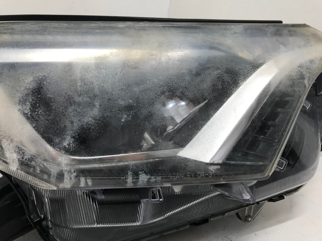 Headlight Damaged Right RH Passenger Toyota RAV4 2016 2017 2018 81110-0R080 OEM