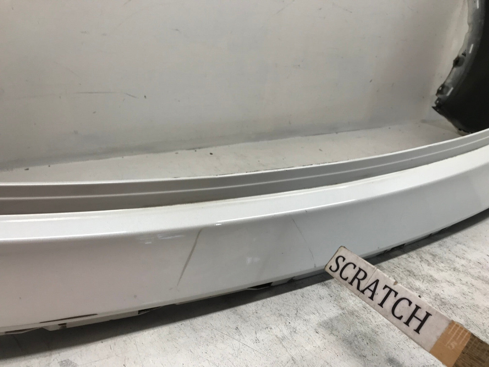 Rear Upper Bumper Cover Nissan Murano S SL SV Plat. White 15-17 85022-5AA0H OEM