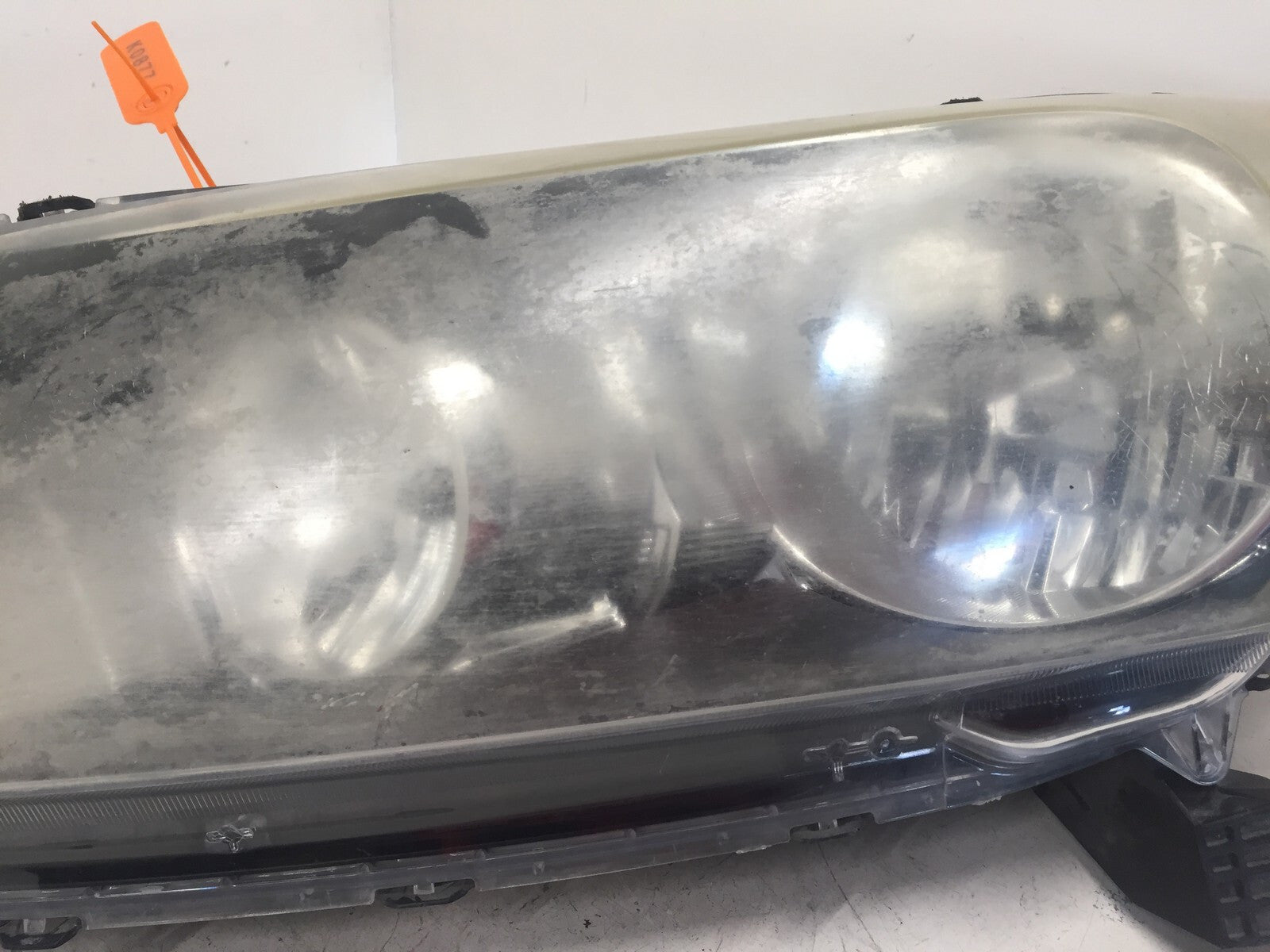 Headlight Damaged Halogen Left Driver LH Honda Accord Sedan 2008-2012 OEM
