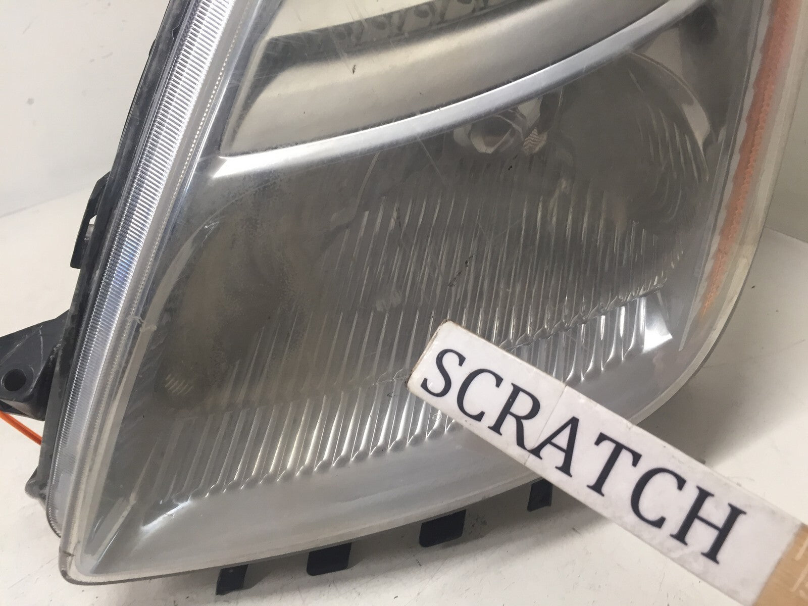 Headlight Halogen Driver Left LH Toyota Prius 2006-2009 OEM2