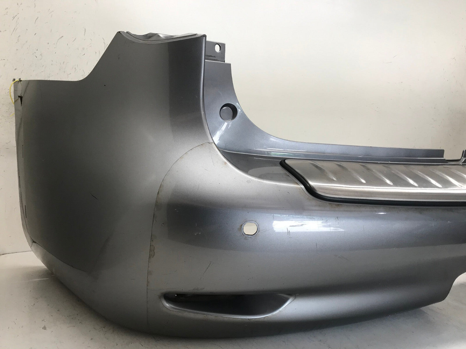 Rear Bumper Cover Infiniti QX56 Base w/Sensor Holes Grey 11-13 85022 1LA0H OEM3