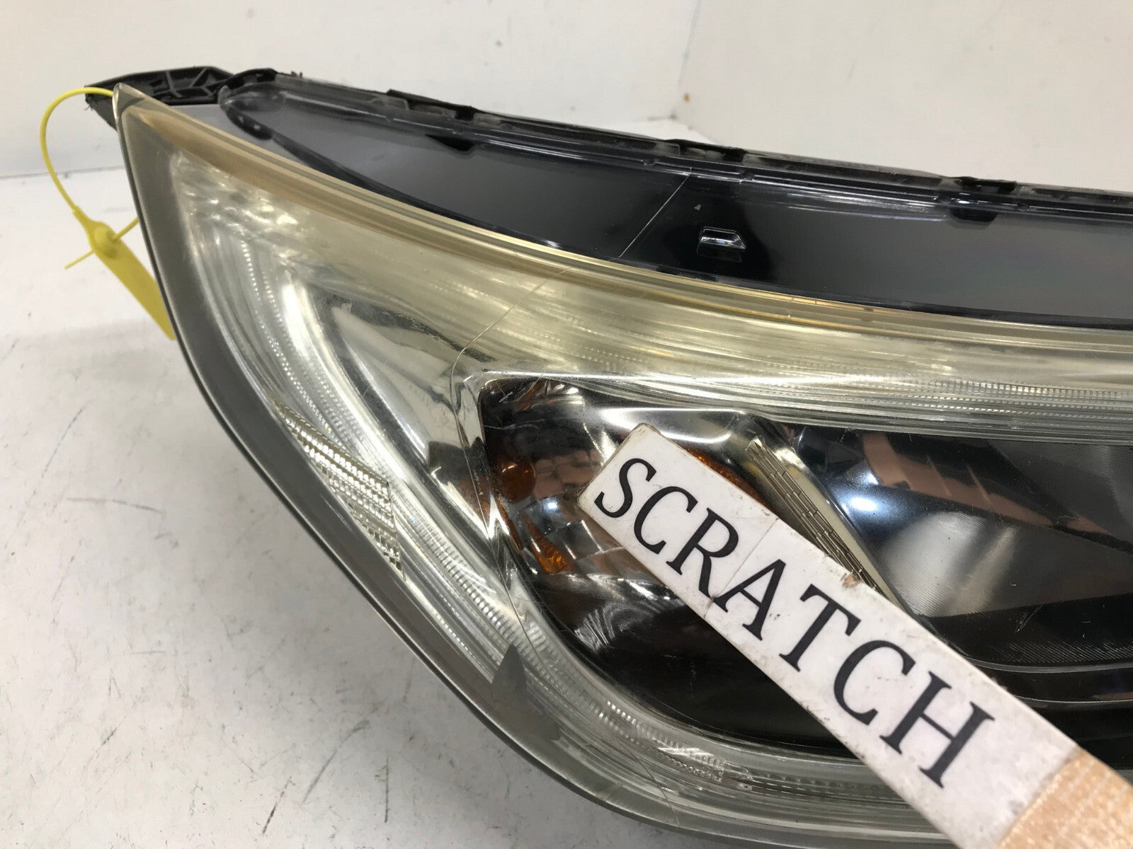 Headlight Damaged RH Passenger 2015 2016 Honda CRV CR-V 33100-T1W-A11 OEM