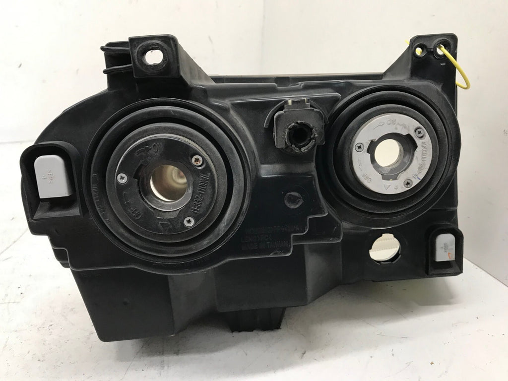 Headlight Damaged Left Driver LH 05-10 Chrysler 300 LEFT CAPA