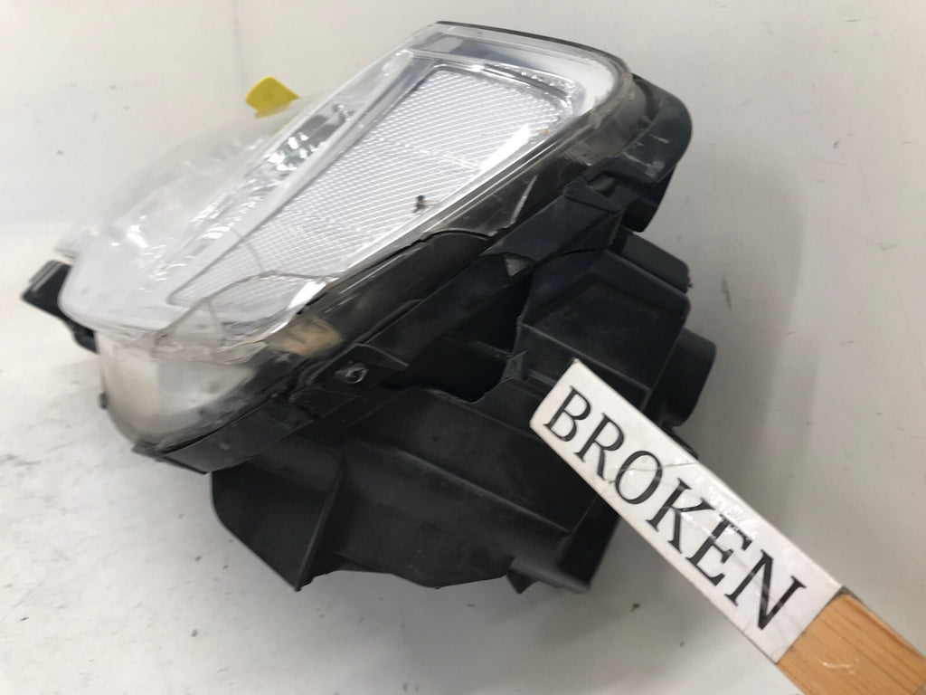 Halogen Headlight Damaged Left Driver LH Chrysler 300 2018-2021 68269811AC OEM