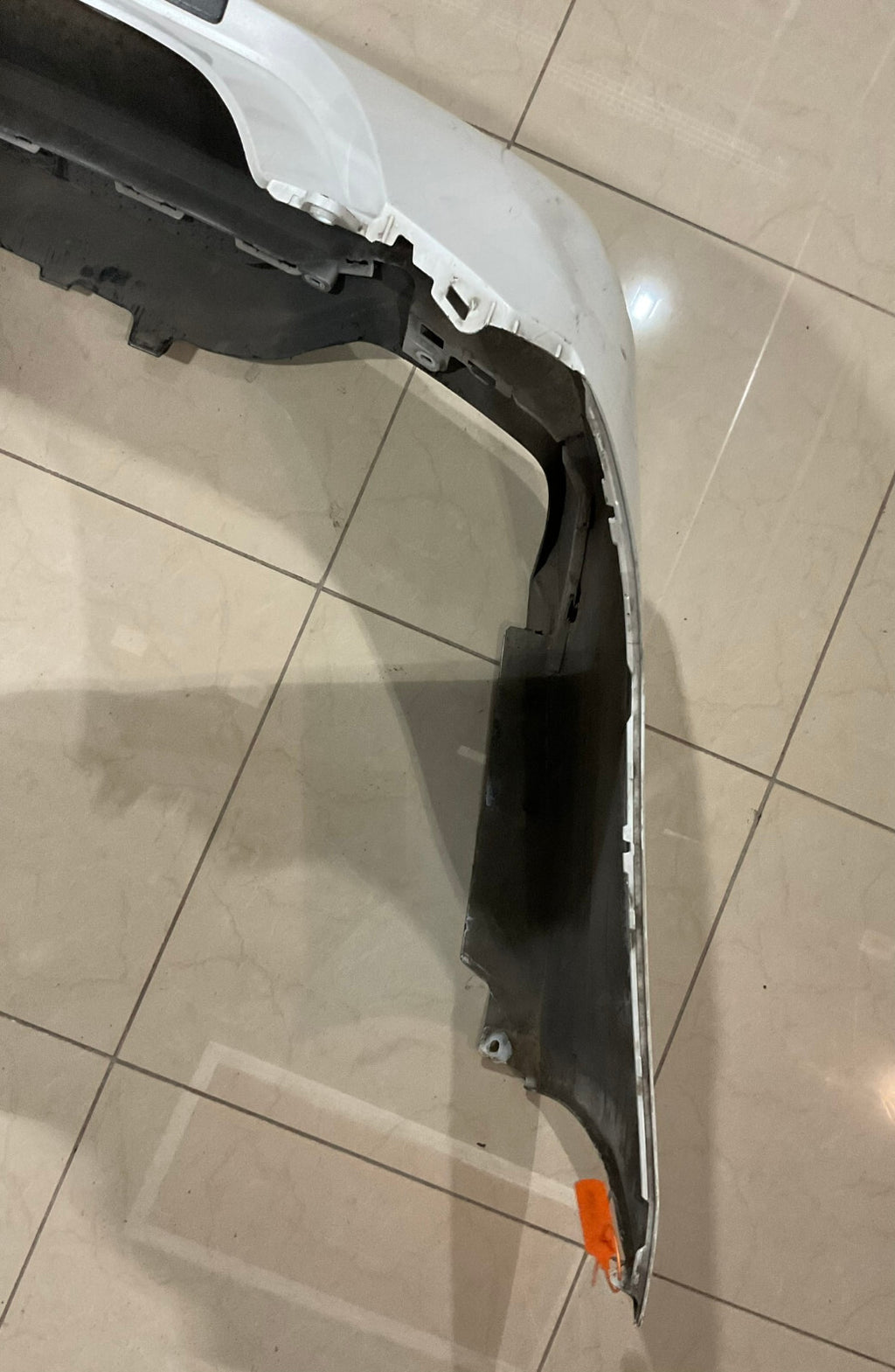 Rear Bumper Cover White Toyota Avalon XLE XSE Lted Touring 2019 52159-07040 OEM