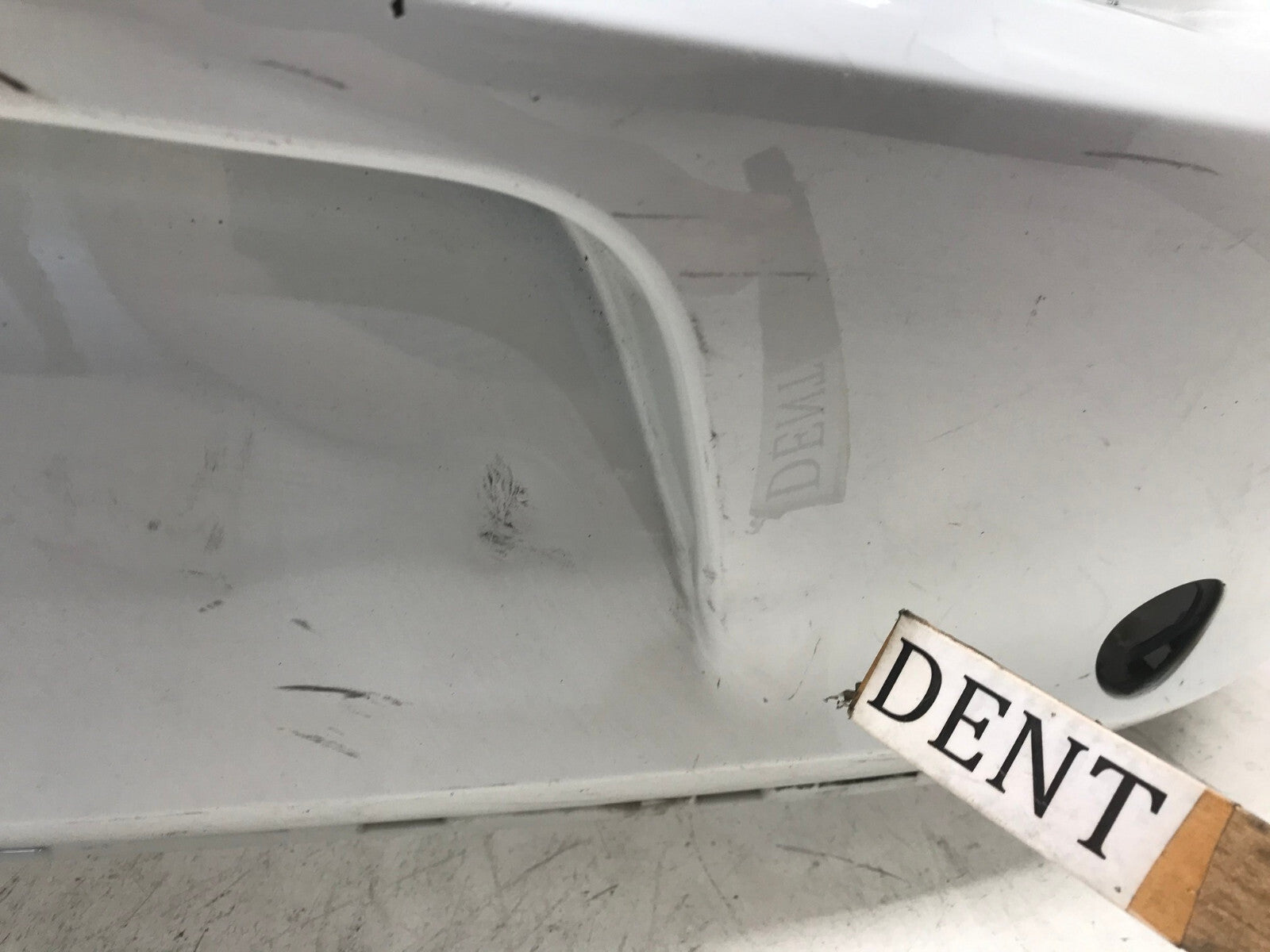 Rear Bumper Cover Volkswagen Golf/GTI White 2015-2017 5GM807417GRU OEM