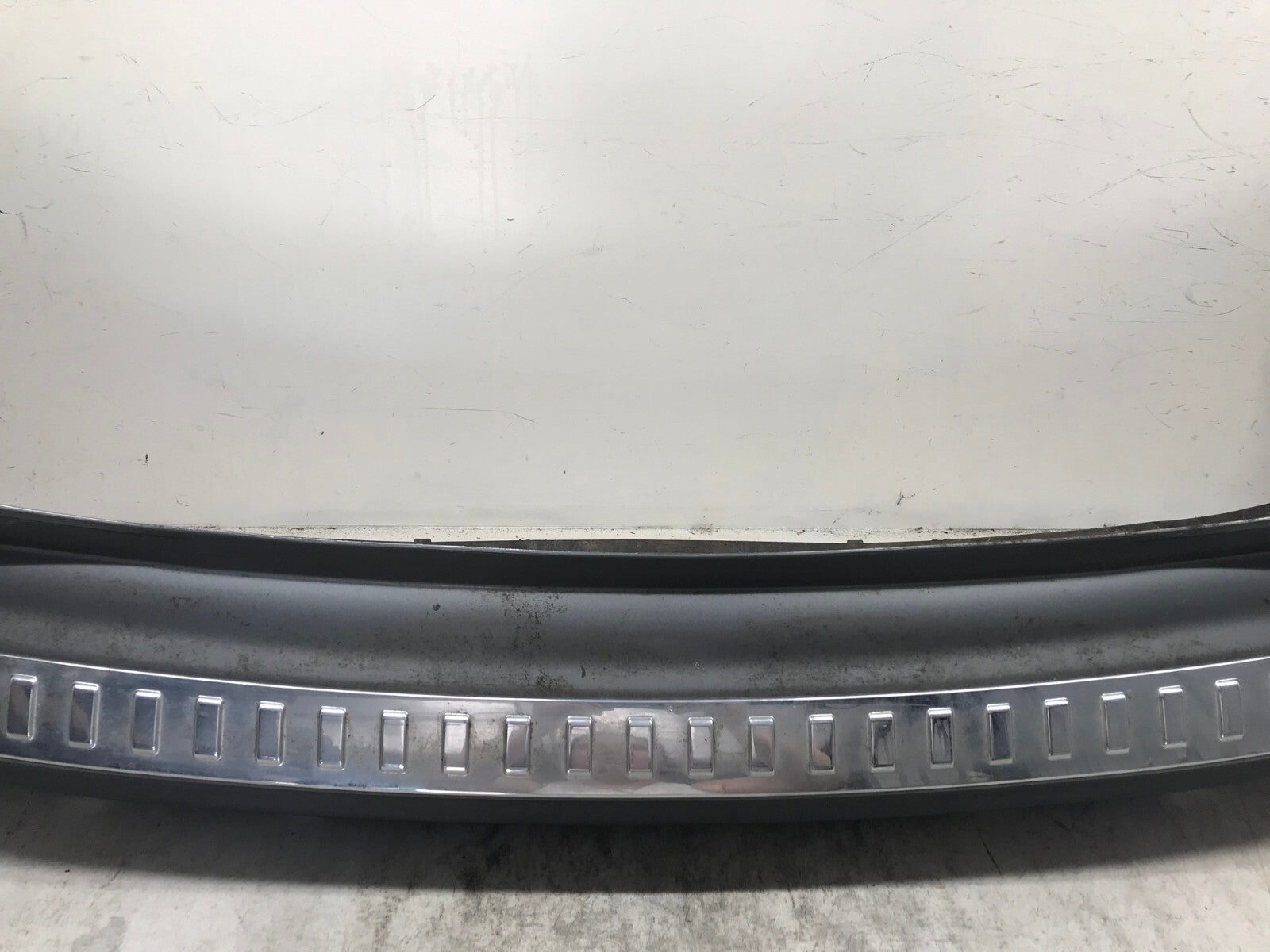 Rear Bumper Cover Gray 2017-2018 Nissan Rogue S/SL/SV/Hybrid 85022-6FL0H OEM