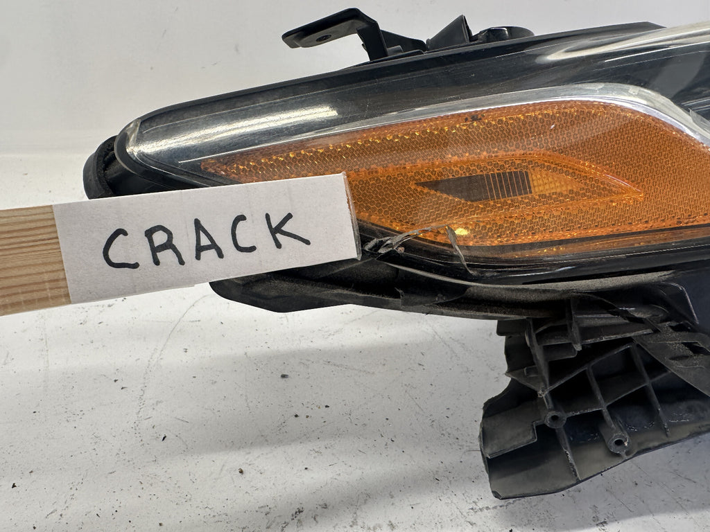 Headlight Damaged Right Passenger RH 2018 - 2021 Toyota Camry 81110-06C40 OEM