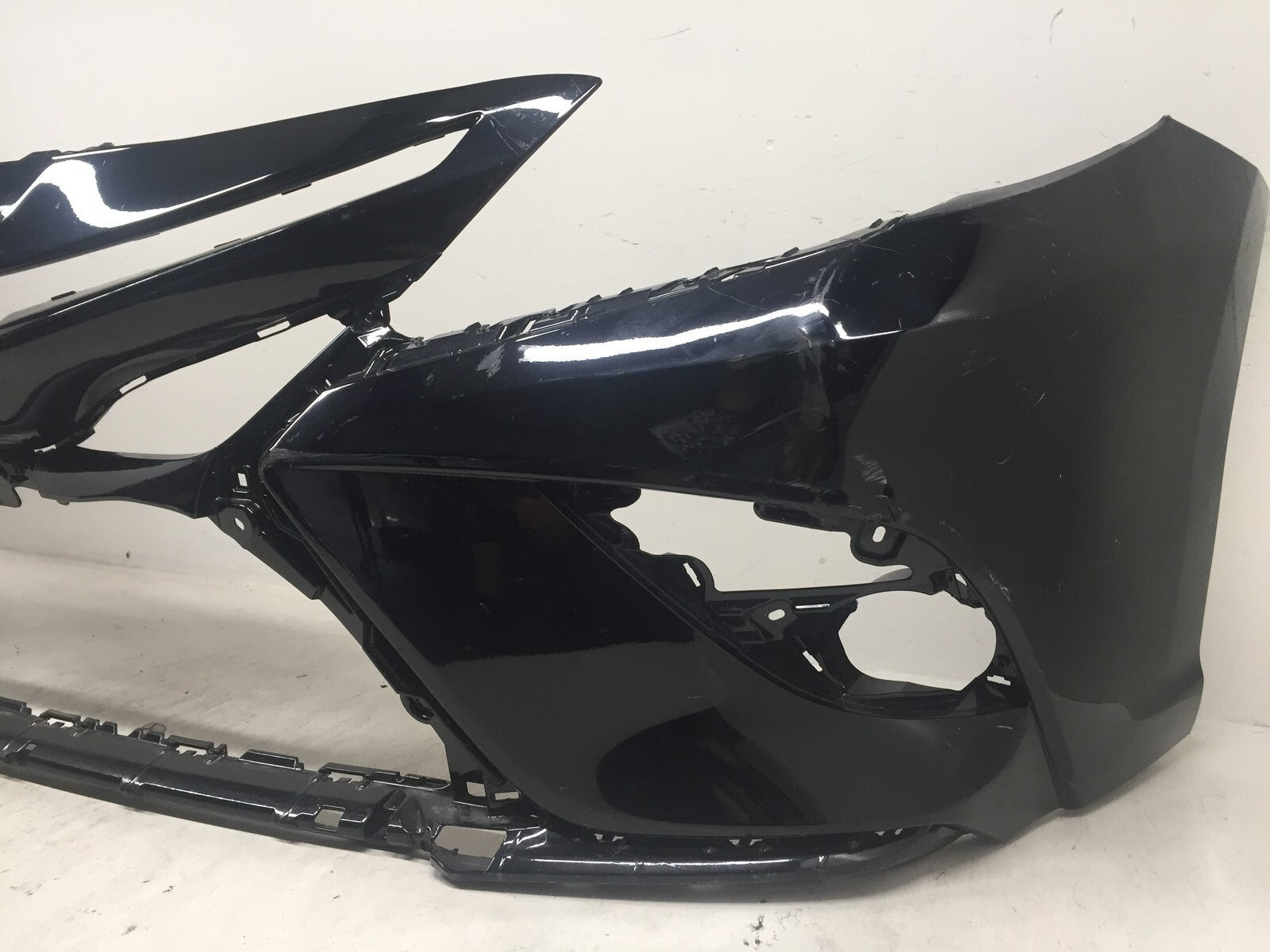 Front Bumper Cover Toyota Camry SE XSE Hybrid SE 218 2018-2020 52119-06E20 OEM