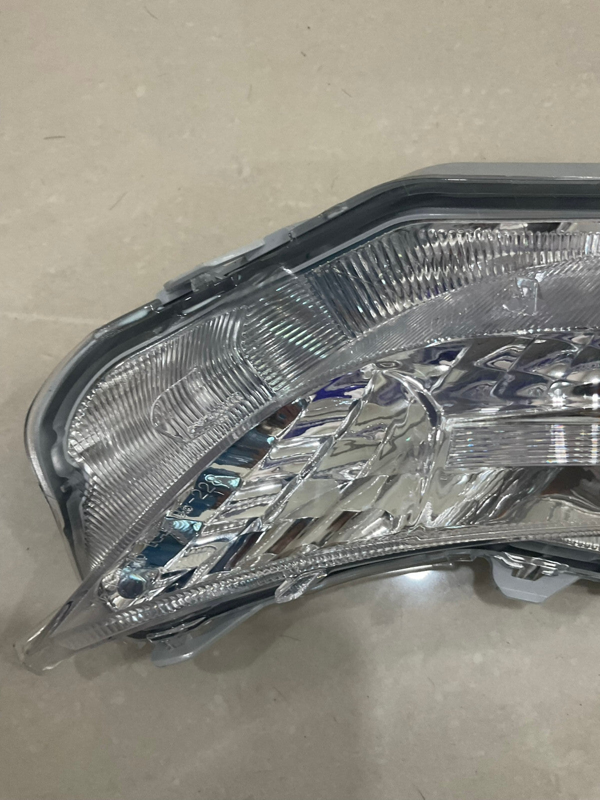 Fog light Damaged Right Passenger RH 2015-2017 Toyota Camry NAL+945+233 OEM