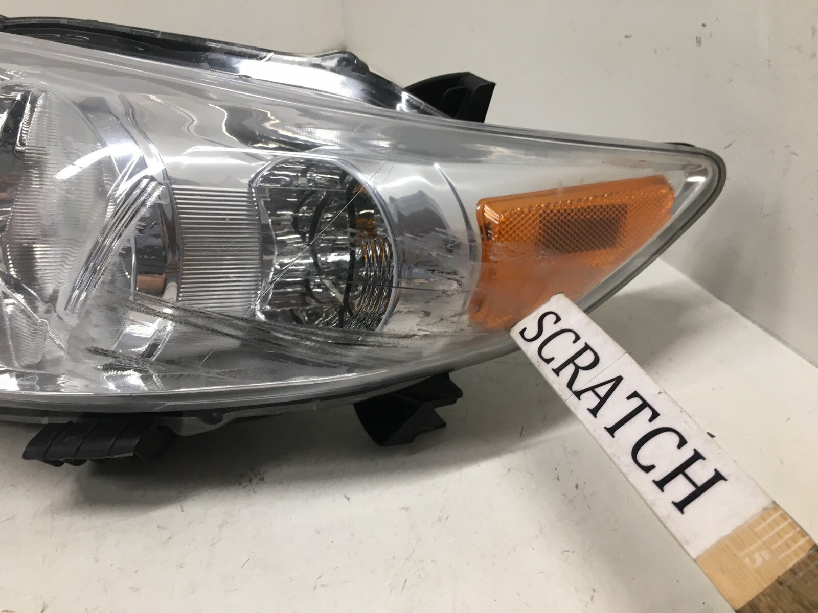 Headlight Damaged Lamp Driver Side LH Toyota Corolla S XRS 2011-2013 CAPA