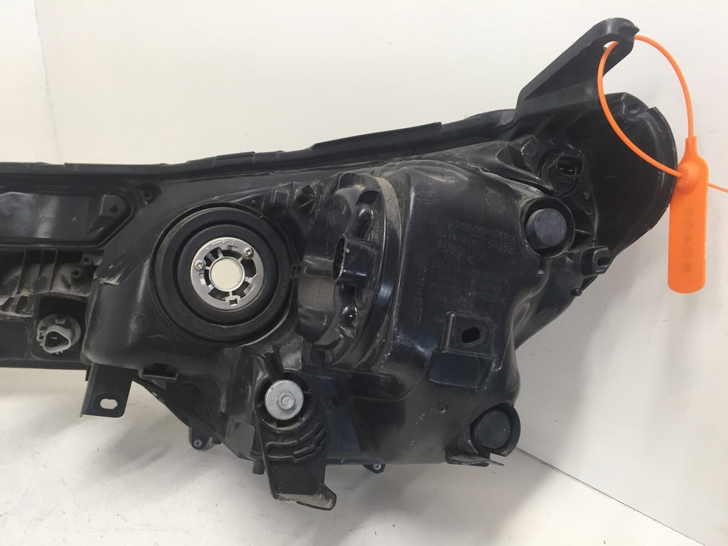 Headlight Damaged Halogen Passenger RH Toyota RAV4 2013-2015 81110-0R042 OEM