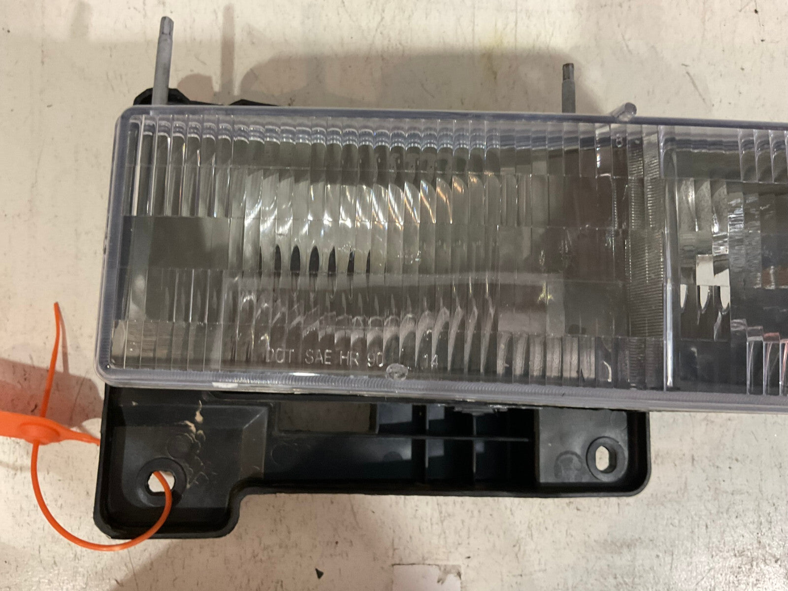 Headlight Damaged Right Passenger RH 1988-2000 Chevrolet Pickup 20-1668-00-1 OEM