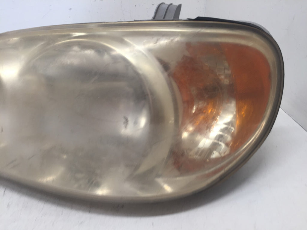 Headlight Damaged Halogen Left Driver Side Kia Sedona 2002-2005 0K52Y-1040A OEM