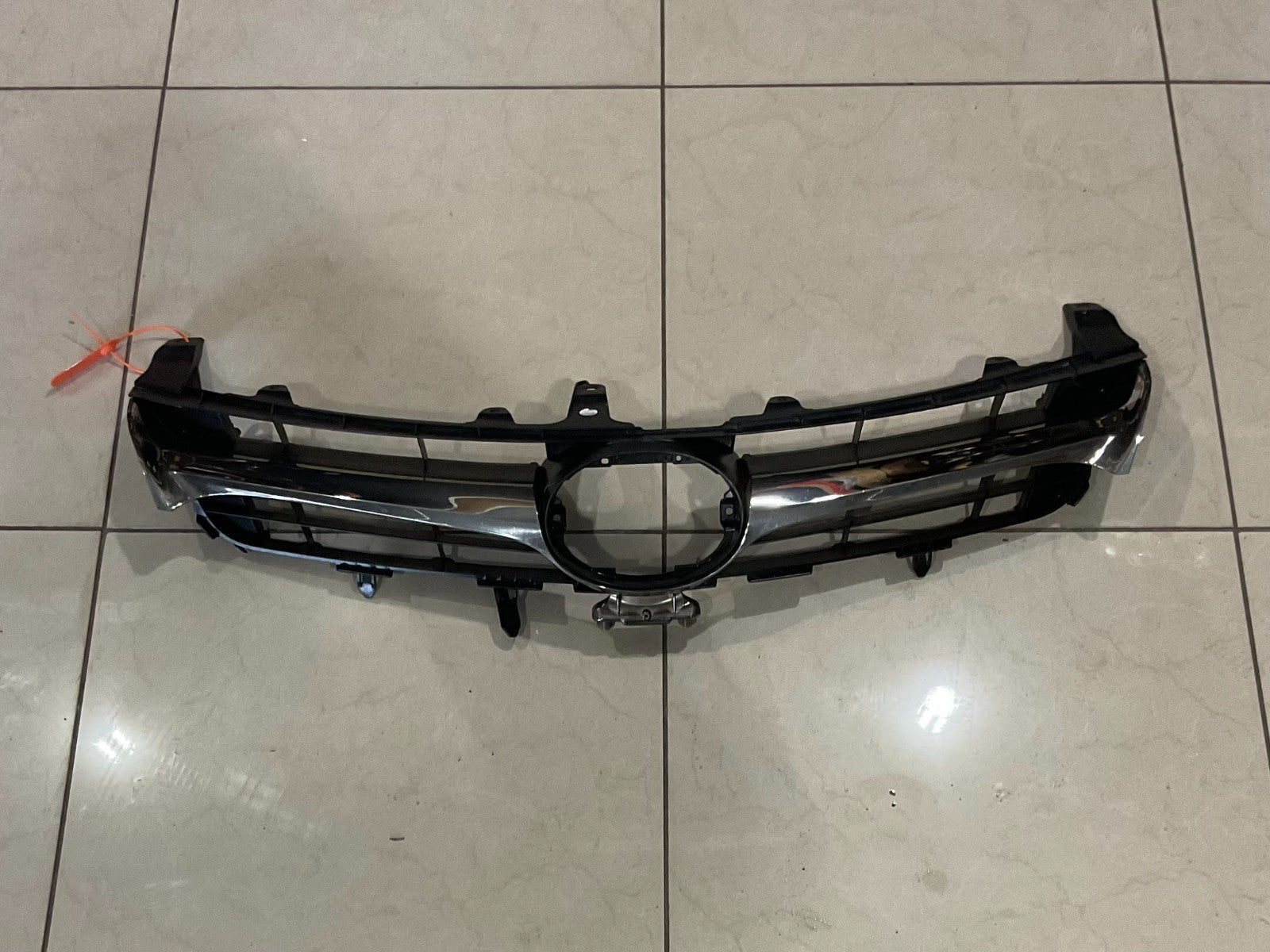 Grill Grille Silver/Black 2015 2016 2017 Toyota Camry CAPA