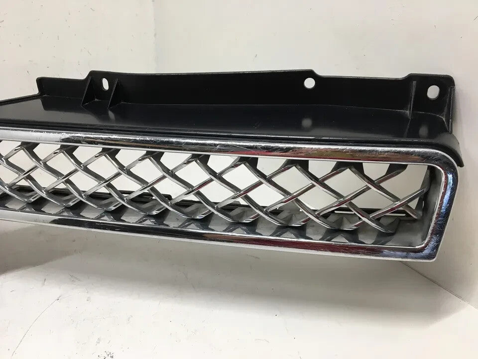 Upper Grille Grill Chevrolet GM Suburban 1500 07 08 15208000 Original2