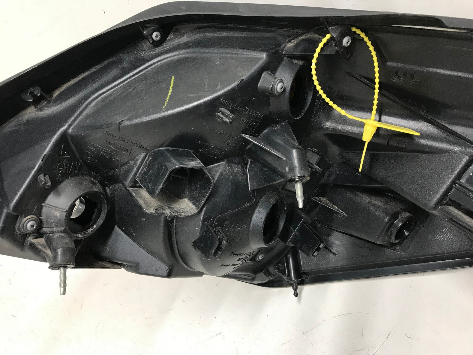 Tail light Damaged Left LH Driver Nissan Altima 2007-2009 26555ZN50A OEM