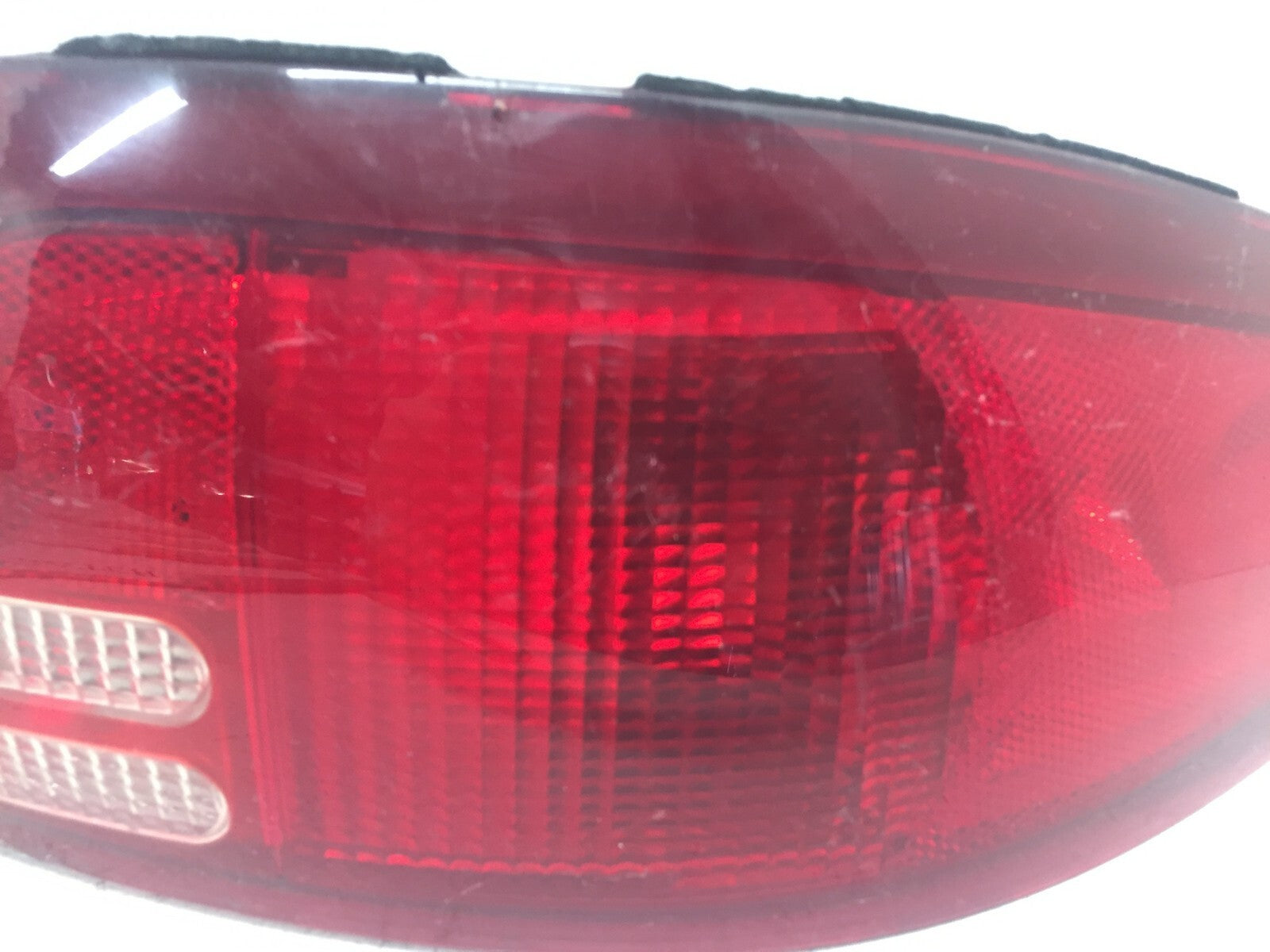 Tail light Damaged Left Driver LH Mercury Tracer Sedan 99-02 F8CB-13B504-CA OEM